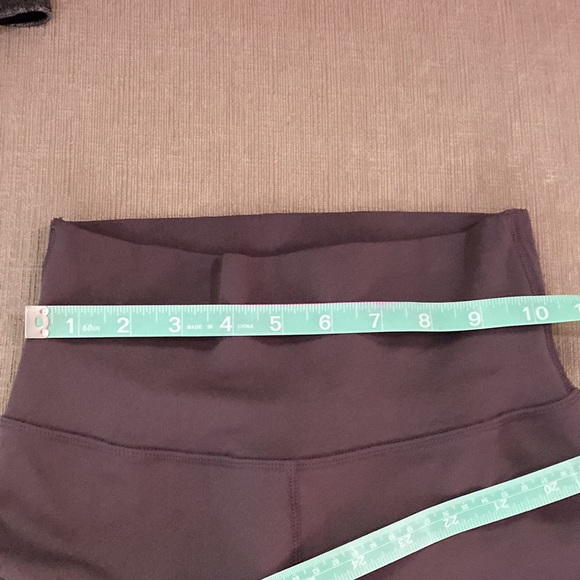 Fabletics High Waited Sculptknit Dot Leggings - Size Extra Small or Small - Picture 4 of 8